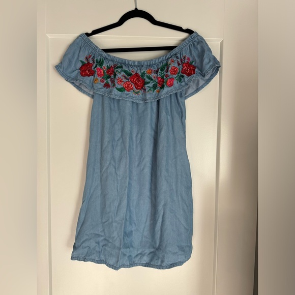 Off-shoulder floral embroidery dress size 12 - Picture 2 of 6
